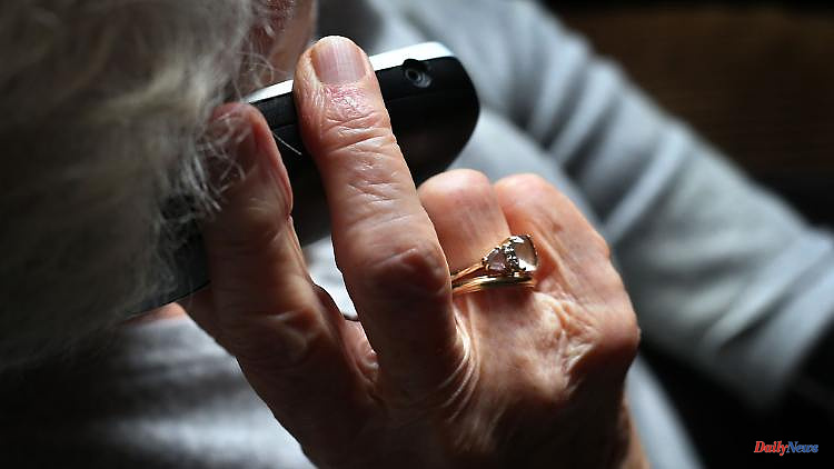 Baden-Württemberg: Telephone fraudsters get 200,000 euros from the elderly