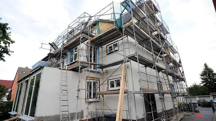 Plan for the obligation to refurbish: This is what new owners of old houses have to do