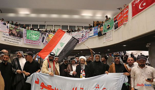In the Iraqi Parliament, crossed destinies of demonstrators