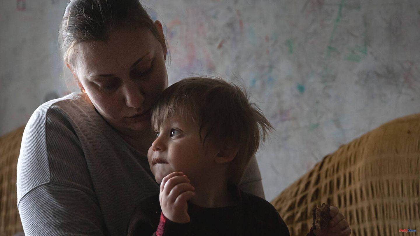 Ukraine: "When the shelling came, I turned up the volume on the TV" – how Ukrainian parents hide the war from their children