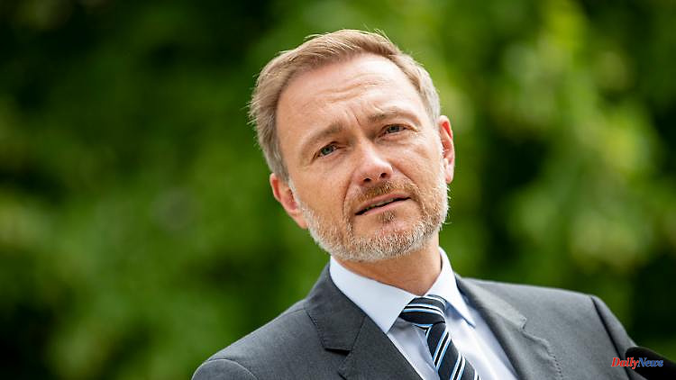 "Climate-friendly production": Lindner would leave nuclear power plants connected to the grid