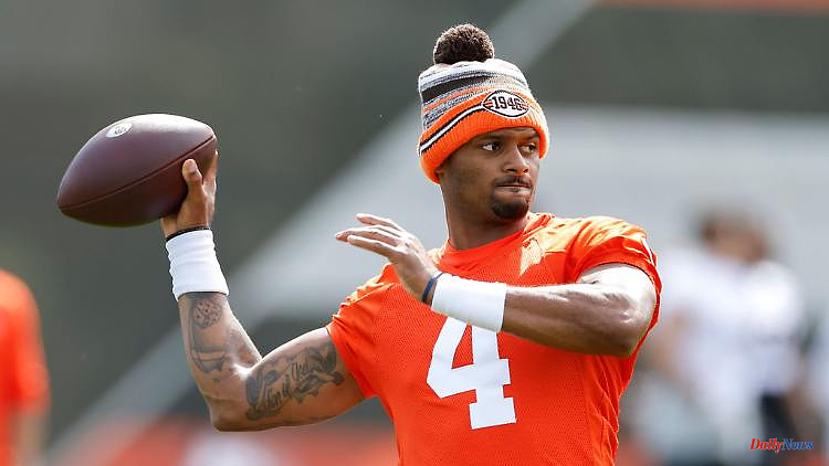 Salary scam saves money: NFL makes Deshaun Watson's suspension long and expensive