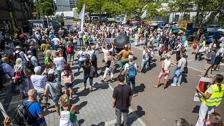 Baden-Württemberg: Demo during Ballweg's detention review date