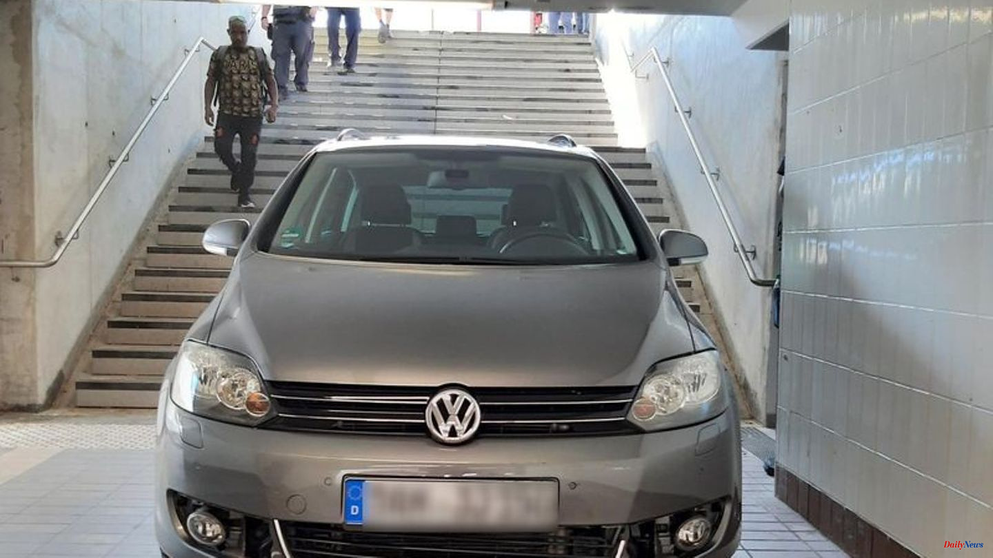 Munich: tunnel instead of parking garage: 86-year-old drives down the stairs