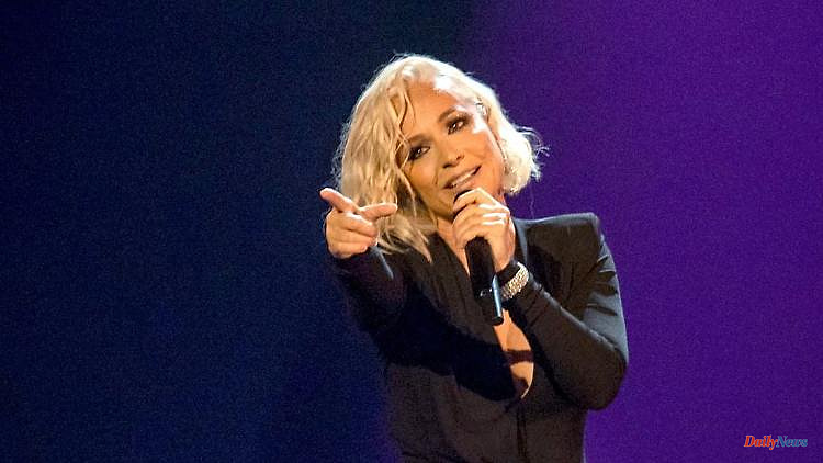 "It breaks my heart": singer Michelle cancels the entire tour
