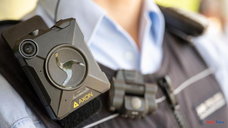 North Rhine-Westphalia: Police operations: Ministry of the Interior is examining the obligation to wear a bodycam