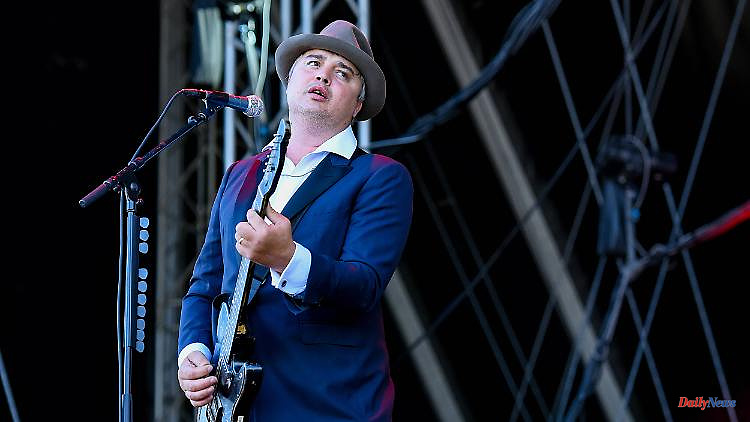 "Music is much more complicated": Pete Doherty shows his art in Berlin