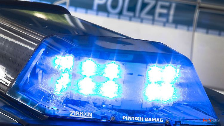 Saxony-Anhalt: 20-year-old comes off the road and fatally injured