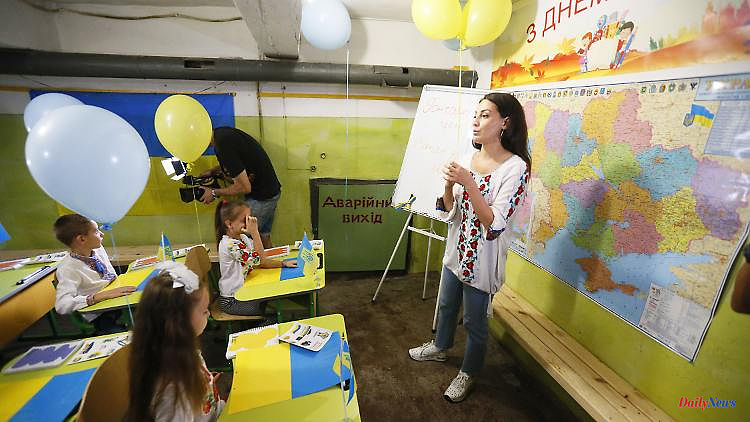 School starts in Ukraine: "A traumatized generation is growing up here"