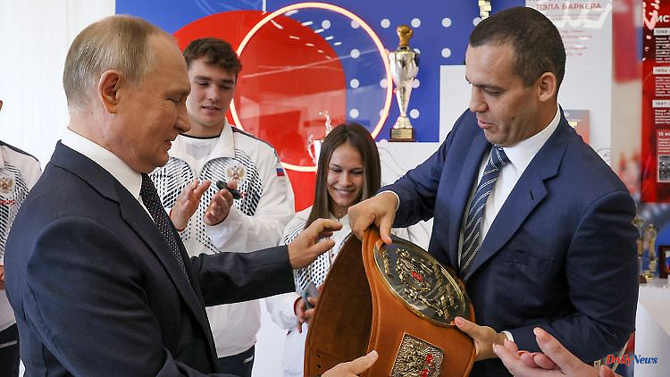After suspension of Ukraine: Russian IBA boss demands return of Russian boxers