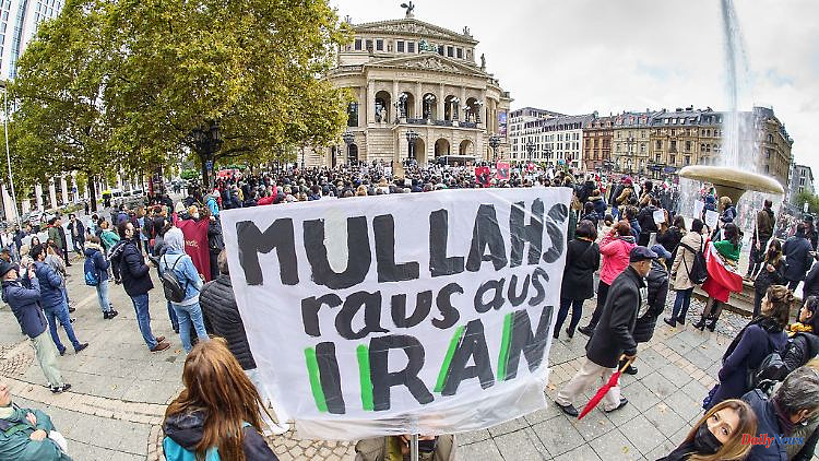 Hesse: More than 1000 people at a demonstration against Iran's government