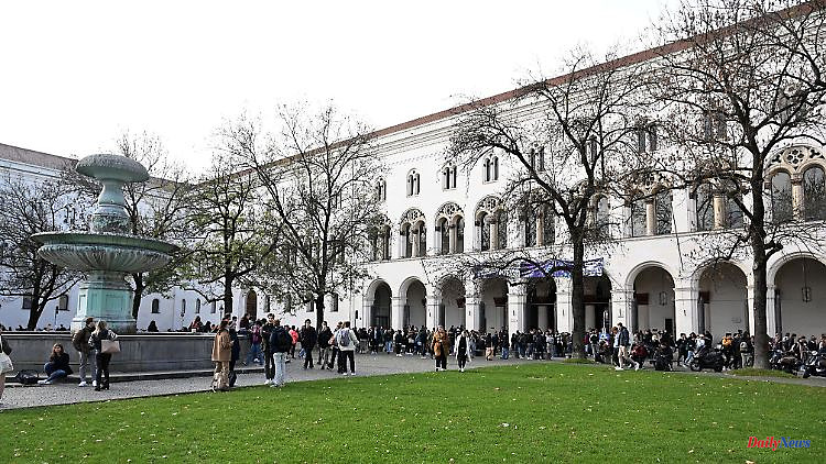 Bavaria: Weapons ban at university: President does not want admission controls
