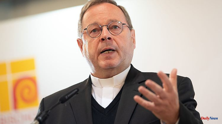 North Rhine-Westphalia: Bishops change church labor law