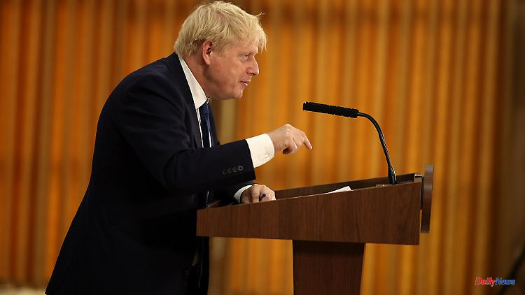 8.5 hours of work: Johnson takes a six-figure salary for a speech