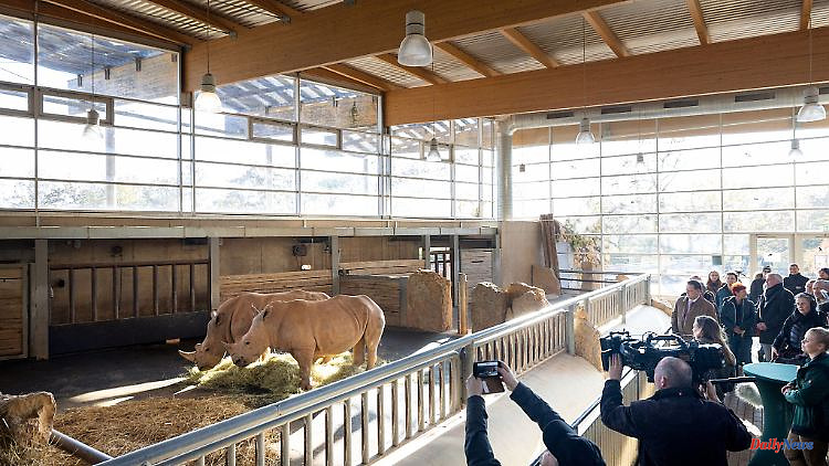 Thuringia: Rhino house reopened in Erfurt Zoo