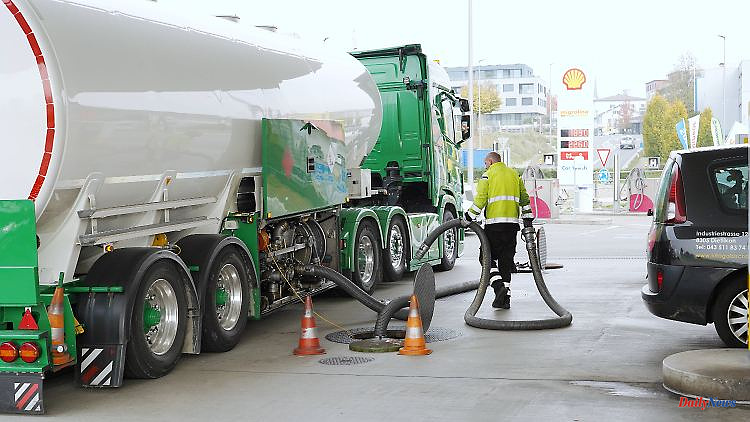 High sales in summer: fuel price brake fueled demand for petrol