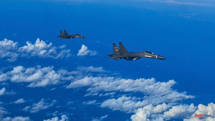 Biggest attack so far: China provokes Taiwan with 70 fighter jets