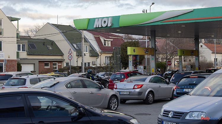 After panic buying at petrol stations: Hungary withdraws price caps for petrol