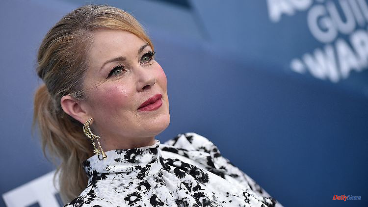 'It Sucked': Christina Applegate Opens Up About MS Diagnosis