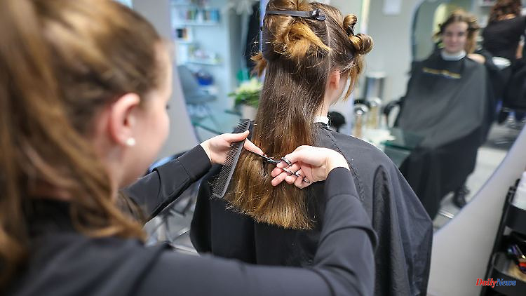 Saxony-Anhalt: dream job with worries: hairdressing calls for a change in education