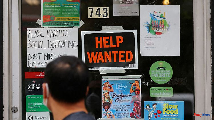 Experts surprised by decline: US unemployment falls to three-year low