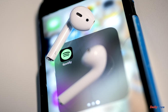 Spotify has 205 million subscribers, but widens its deficit