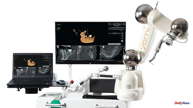 Already approved in the USA: Robot makes implants easy for dentists