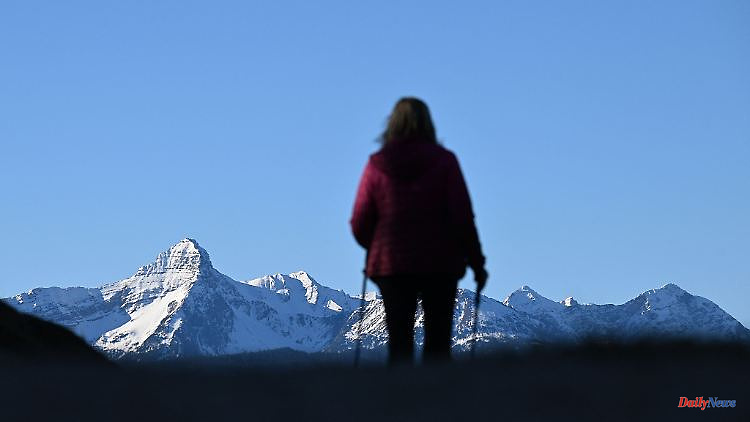 Bavaria: Hiking instead of skiing on the last holiday weekend