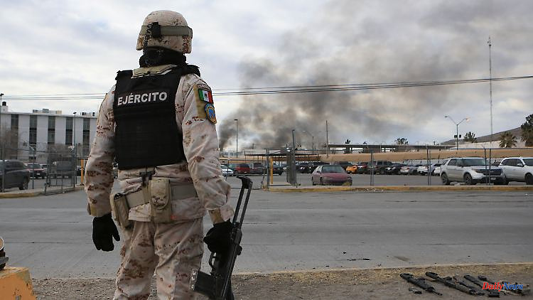 14 dead, dozens of prisoners free: armed men storm a Mexican prison