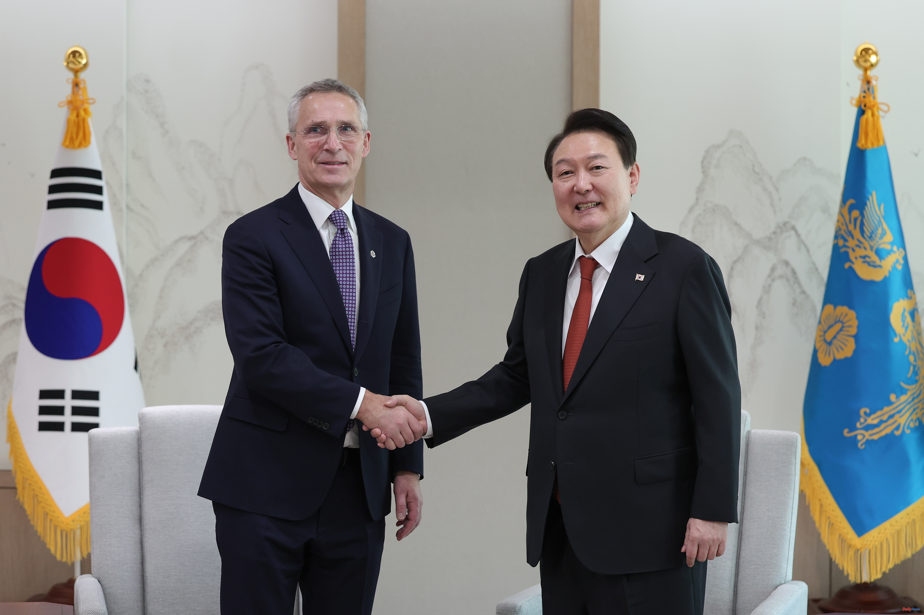 South Korea Stoltenberg, on tour in Asia to demand more weapons for Ukraine
