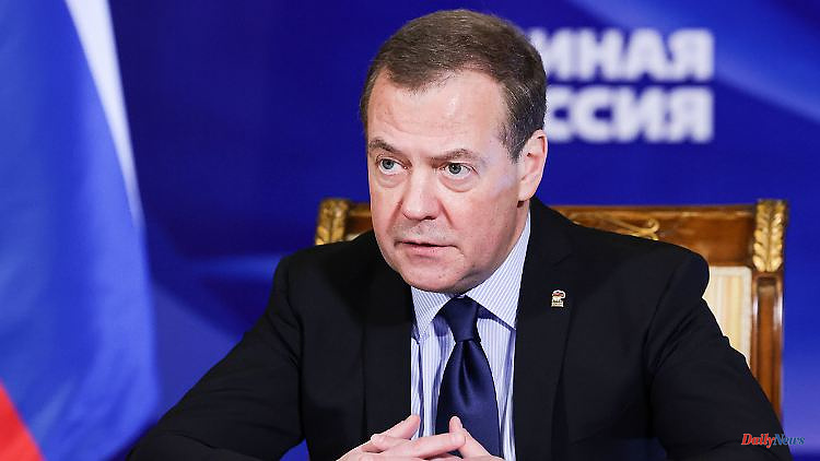 "Pigs have no faith": Medvedev insults Baerbock and Kyiv