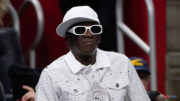 Today "God's Mouthpiece": Flavor Flav spent $2,000 a day on drugs