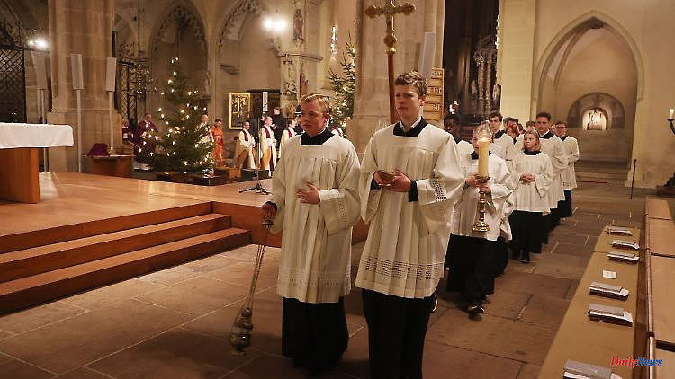 Thuringia: Requiem for Benedict XVI: Believers mourn in Erfurt Cathedral