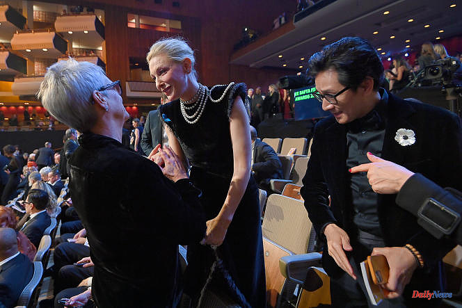 Jamie Lee Curtis and Cate Blanchett haloed, this may be a detail for you…