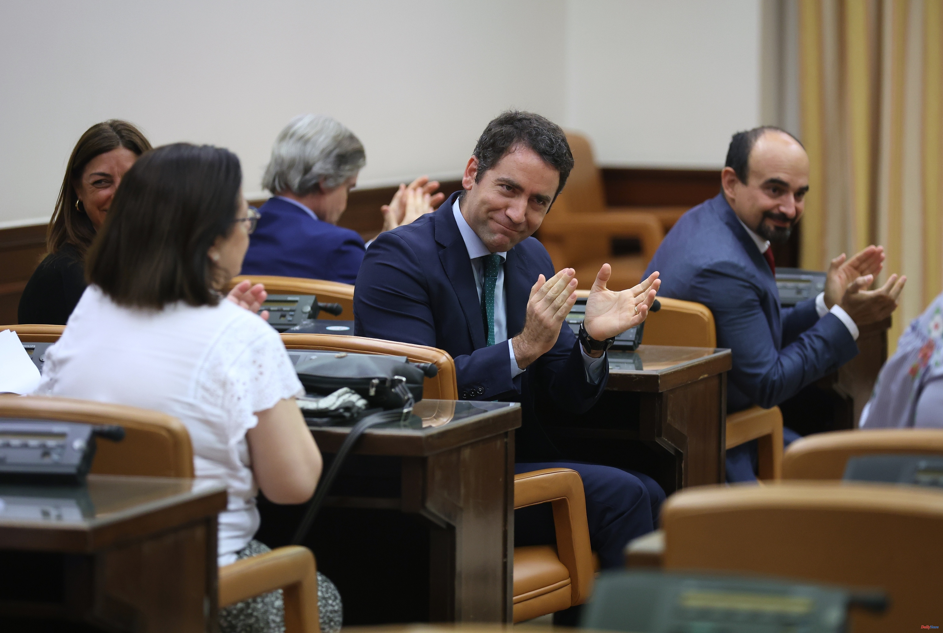 Politics The new life of Teodoro García Egea in Congress: 6,700 euros a month for a silent seat