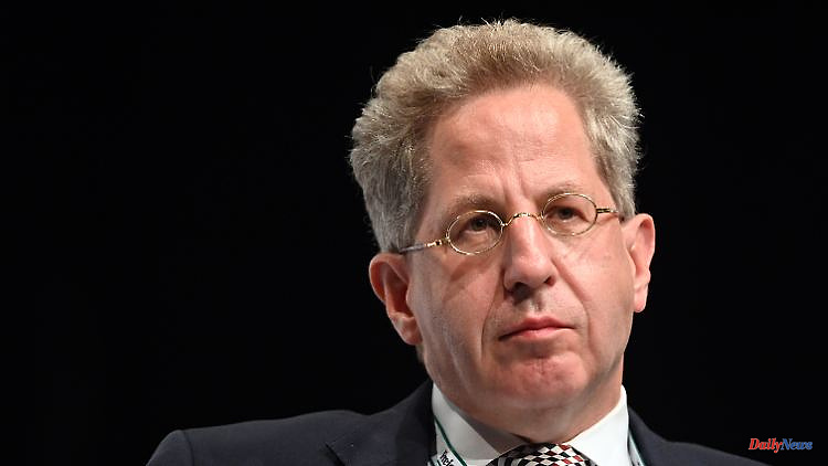 "Not a word ever anti-Semitic": Maassen denies "outrageous" allegations