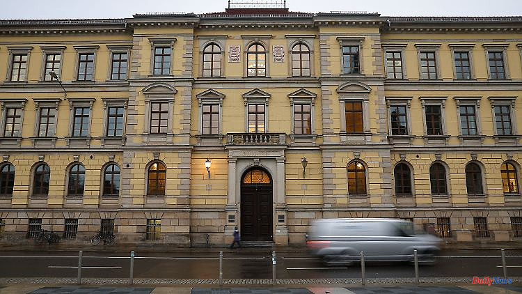 Saxony: "Nursery Dealer" process: Two defendants confess