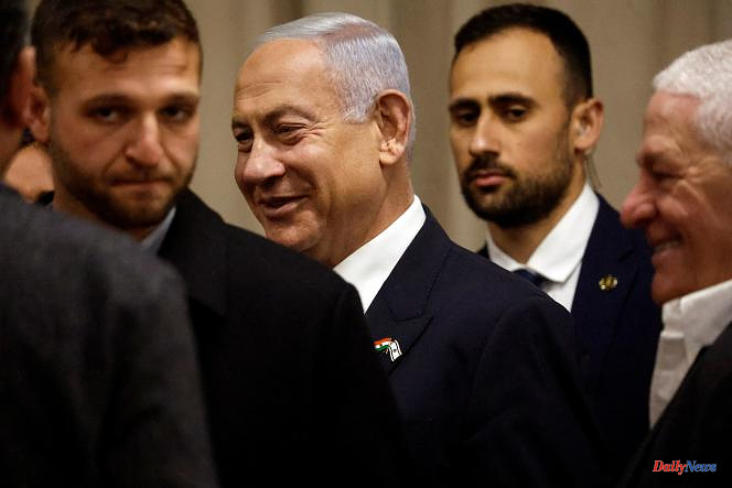 Emmanuel Macron receives Benyamin Netanyahu to talk about Iran and Israeli-Palestinian violence