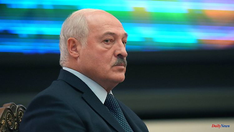 For civil servants and military personnel: Belarus introduces death penalty for state treason