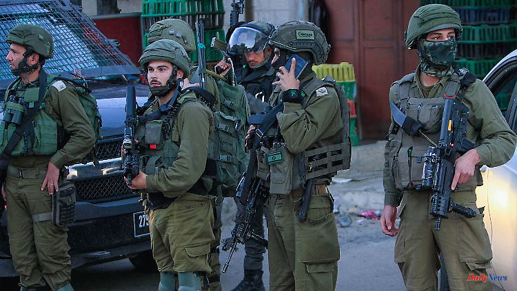 Israeli military surrounded house: three dead and 67 injured in raid in Nablus