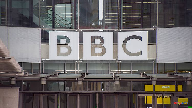 After critical documentary on Modi: Indian investigators search several BBC offices