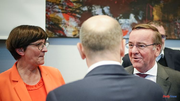SPD leadership split: Esken is critical of the higher Bundeswehr budget