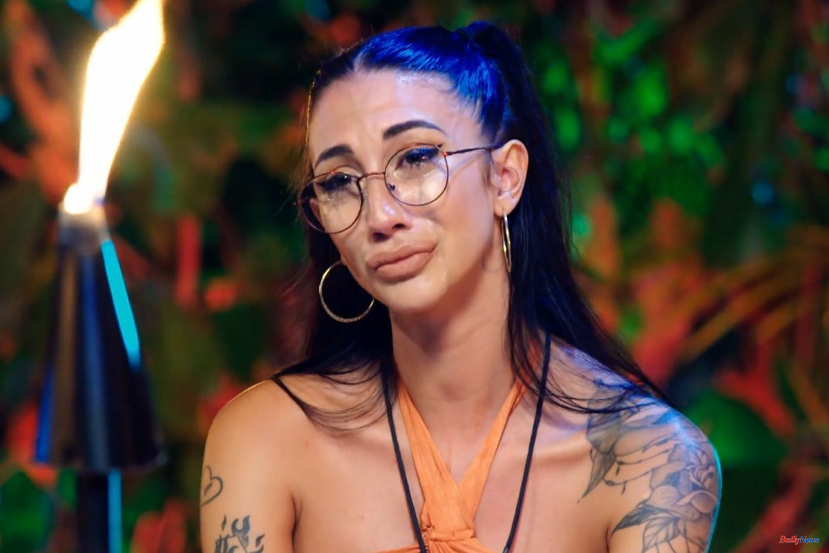 Television Naomi's reaction after seeing Adrián's infidelity on Temptation Island 6