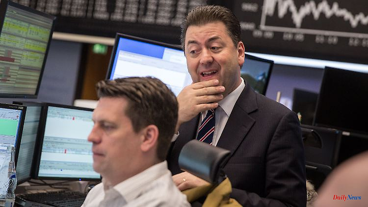 Dow Jones closes in the black: interest rate worries persist