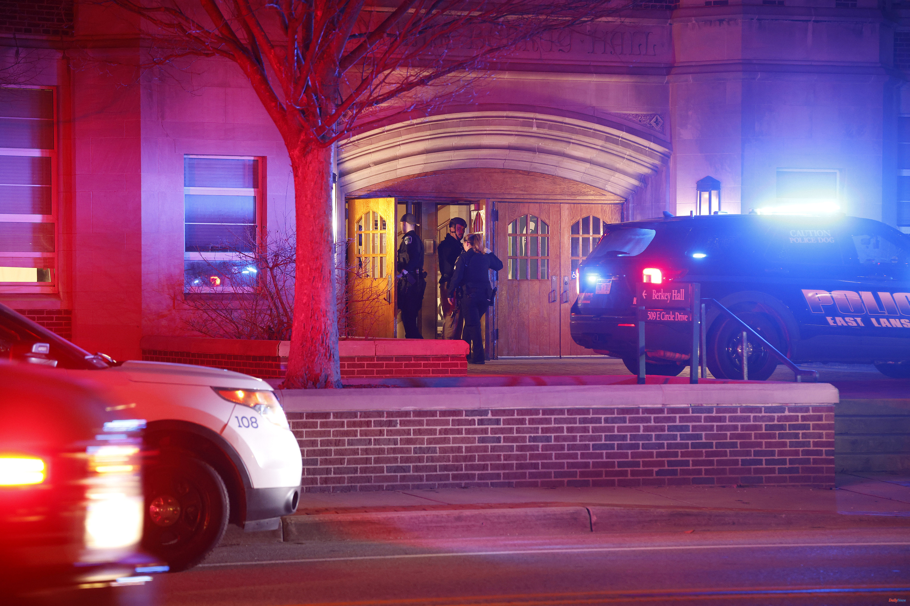 USA A shooting at a Michigan university leaves three dead and five wounded