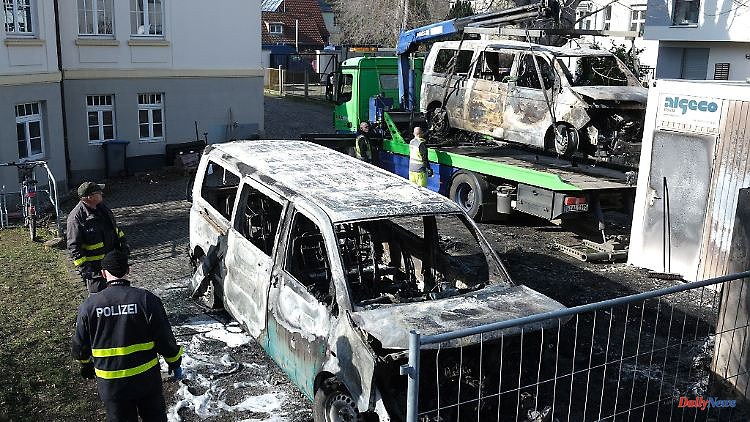Saxony: Sachsenforst vehicles burned down in Leipzig