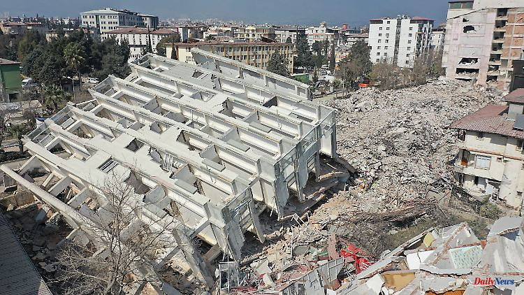 Report by Turkish architects: A striking number of new buildings collapsed