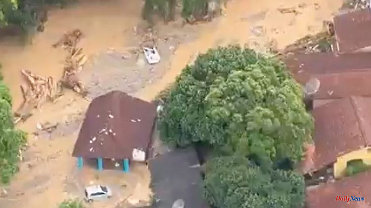 Flood and landslides at carnival: Dozens dead in storms in Brazil