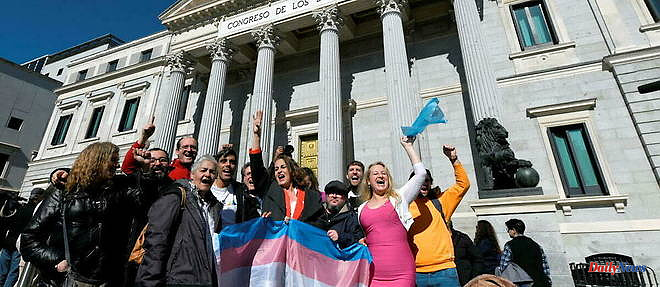 Spain: the country adopts a law allowing to change gender from the age of 16