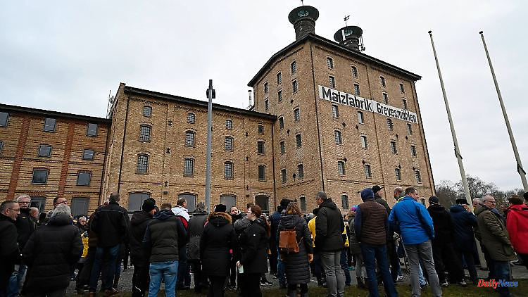 Mecklenburg-Western Pomerania: Refugee accommodation: Again protests in Grevesmühlen
